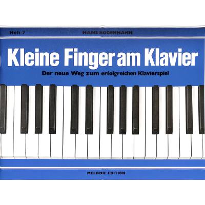 Kleine Finger am Klavier 7