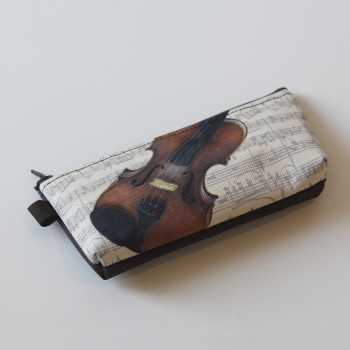 Vorderes Coverbild Stift-Etui Violine 20x10 cm