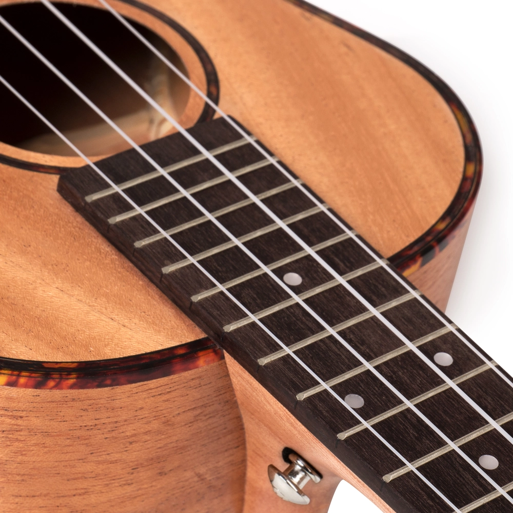 Cascha Mahagoni Tenor HH2048
