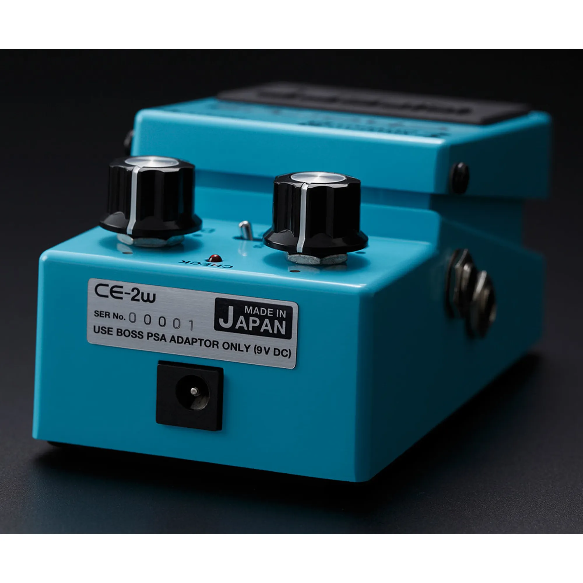 Boss CE-2W