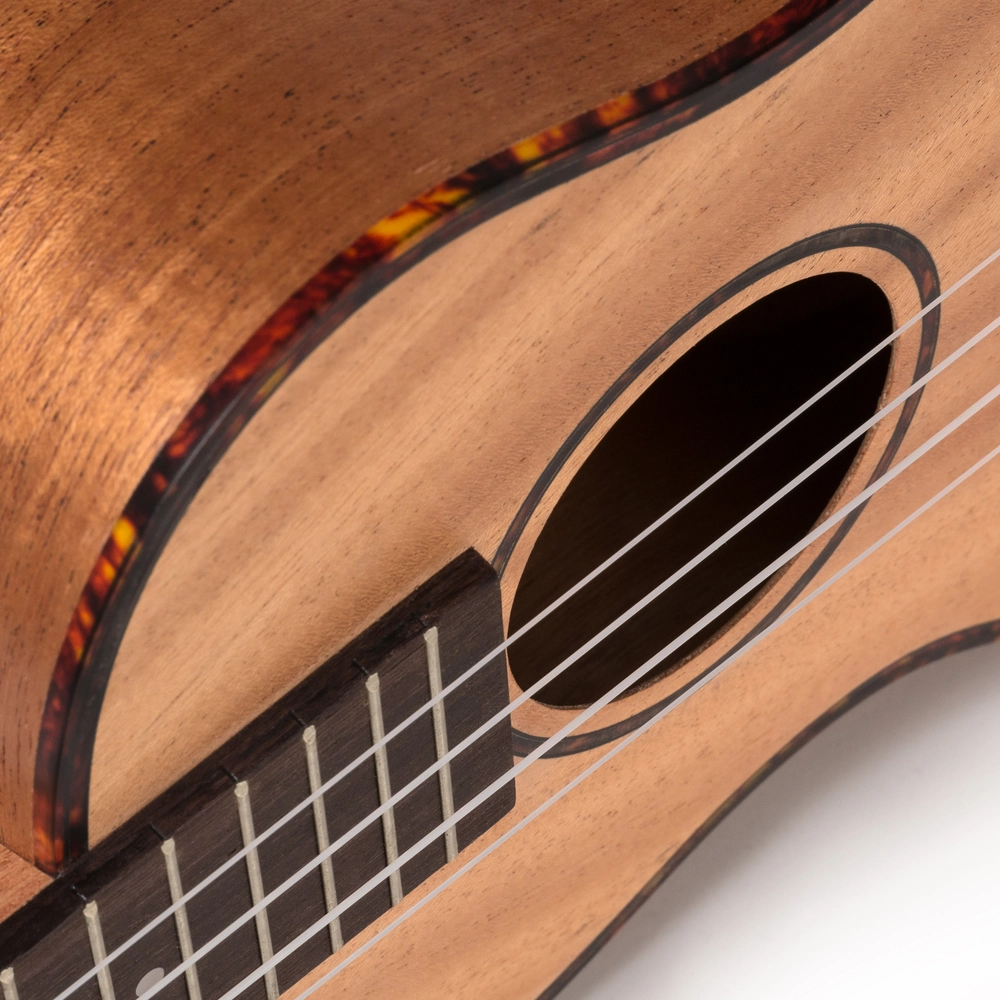 Cascha Mahagoni Tenor HH2048